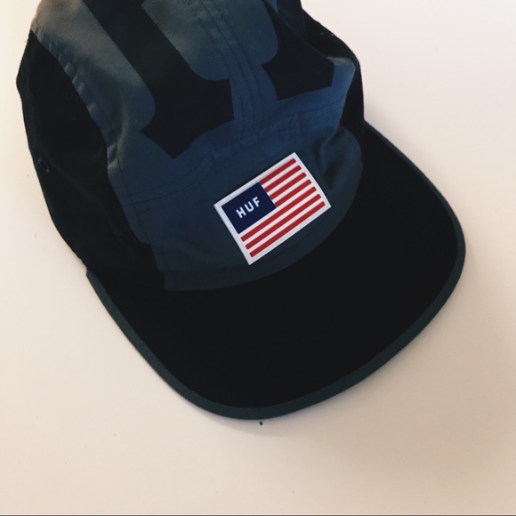 HUF 5 PANEL - Picture 1 of 2